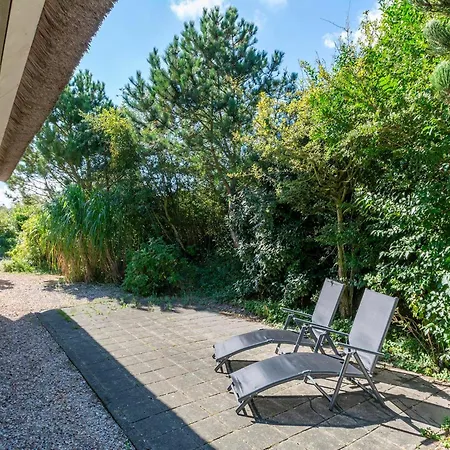 Вилла In Near The Юлианадорп