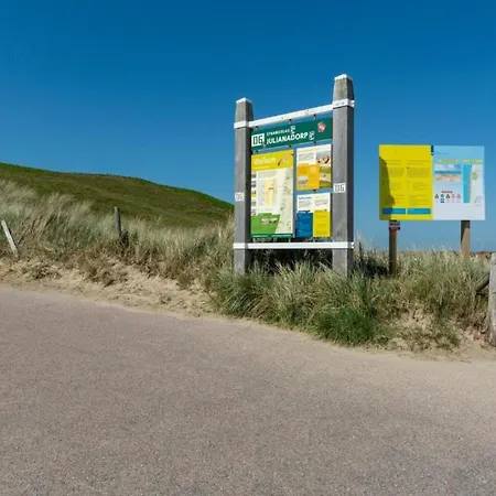 In Near The Юлианадорп